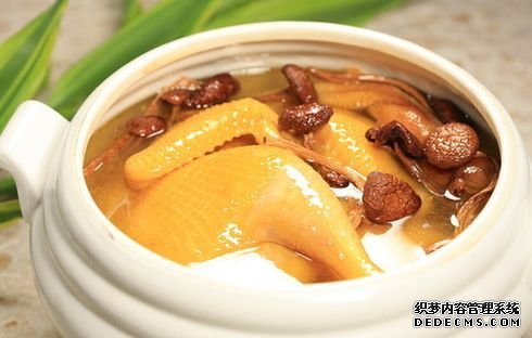 雞湯有助于提高免疫力 5種人最忌諱喝雞湯 雞湯有助于提高免疫力 5種人最忌諱喝雞湯