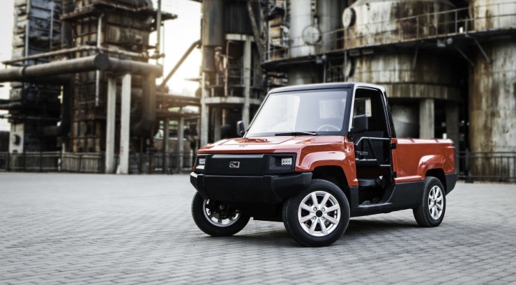 上汽設(shè)計(jì)總監(jiān)內(nèi)涵段子：別動(dòng)不動(dòng)說顛覆，你把誰干死那么開心的嗎？