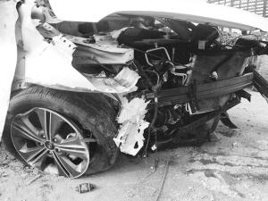 車已報(bào)廢。