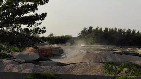 6月8日，武強(qiáng)縣安華商砼大型攪拌站。