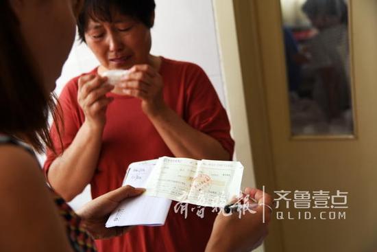 為給母親治病，家里準(zhǔn)備將李智超考入高中時為大學(xué)存下的學(xué)費取出墊付醫(yī)藥費。