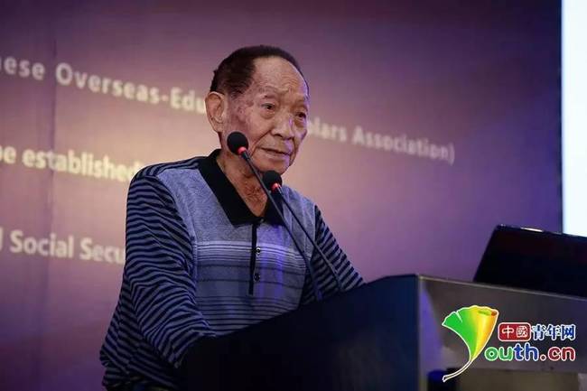 87歲袁隆平飚英語上熱搜 千萬網(wǎng)友致敬中國脊梁