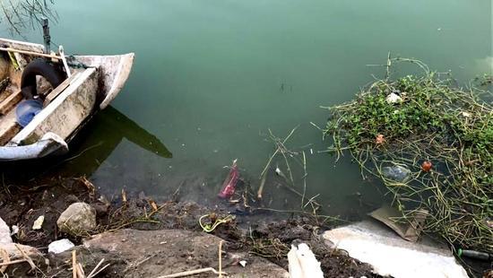 圖為水廠取水口