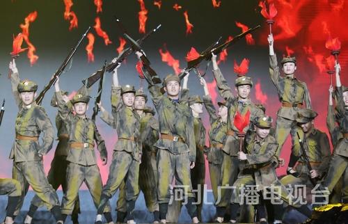 舞蹈《星火燎原》。