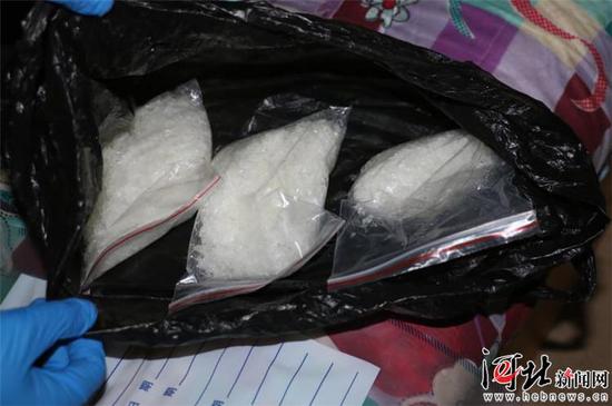 圖為繳獲的毒品。
